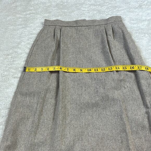 Vintage 60s pleated front cream midi skirt, size 8 - Picture 7 of 8